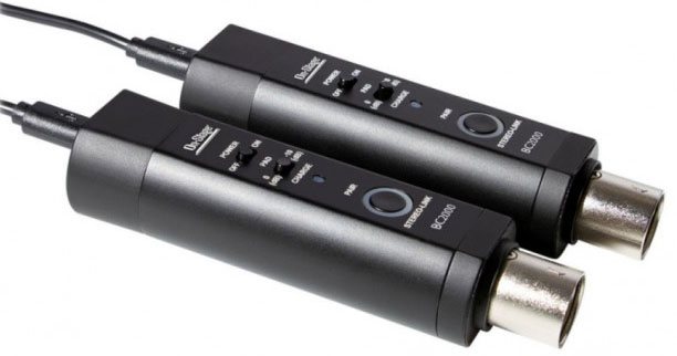 the On-Stage Stands BC2000 comes with 2 bluetooth stereo converters