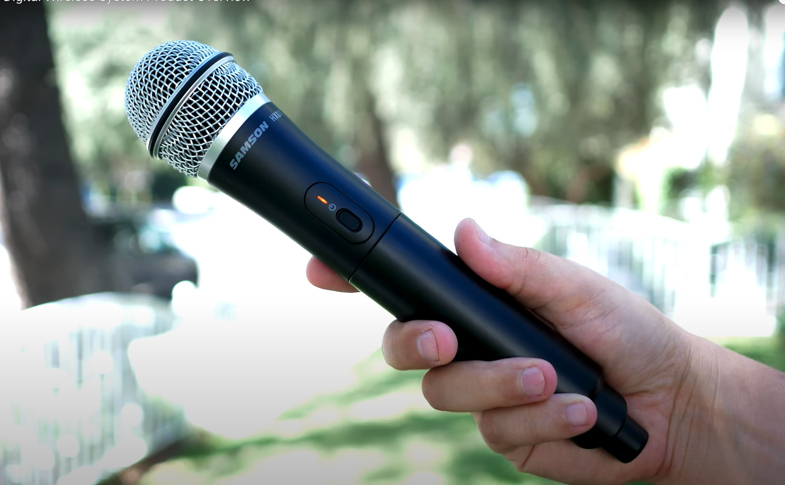 How to choose a wireless handheld microphone A Guide to Choosing a Wireless Microphone Type